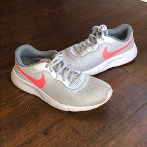 Kids Nike Tennis Shoes